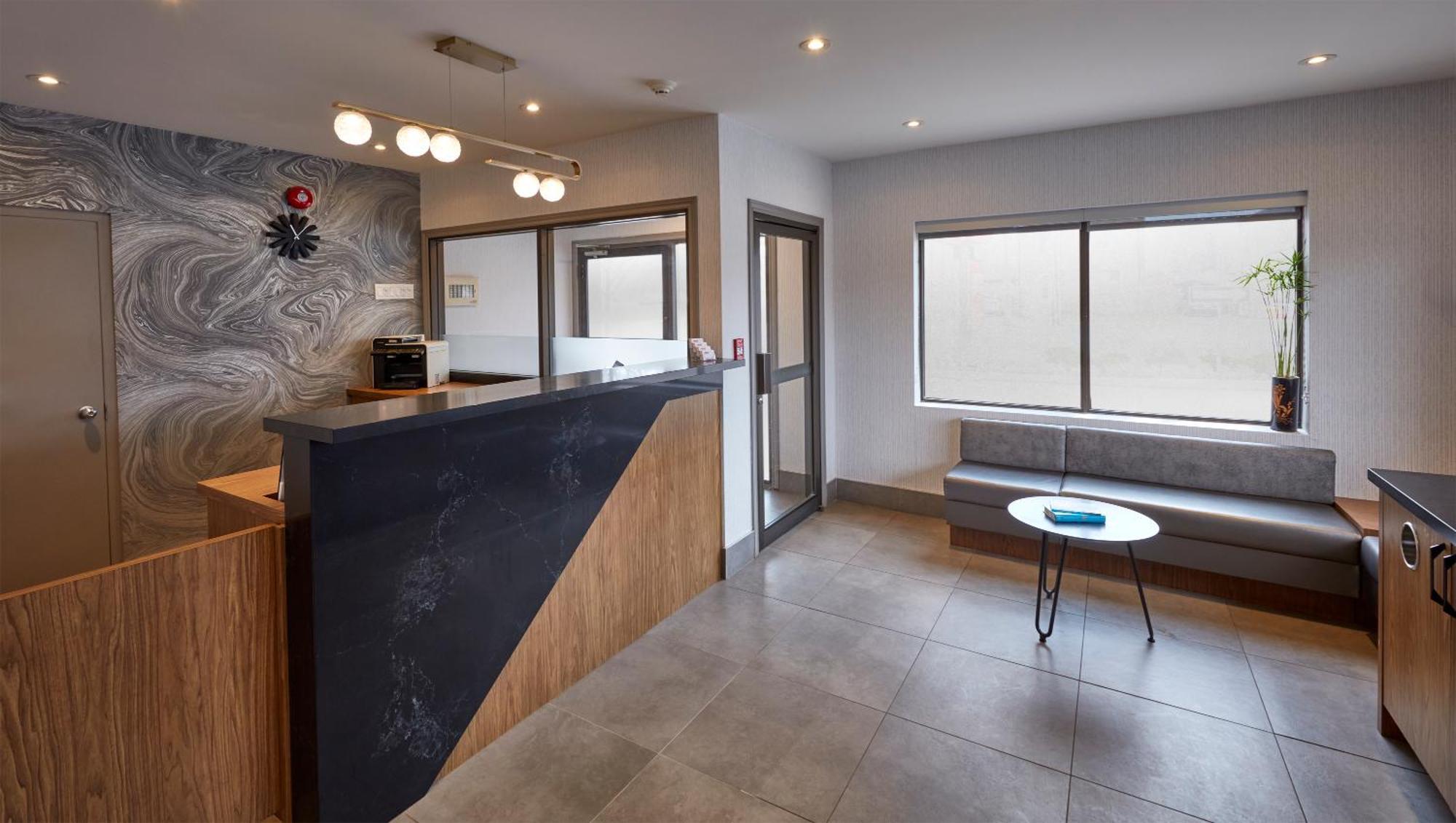 Canadas Best Value Inn Toronto Bagian luar foto
