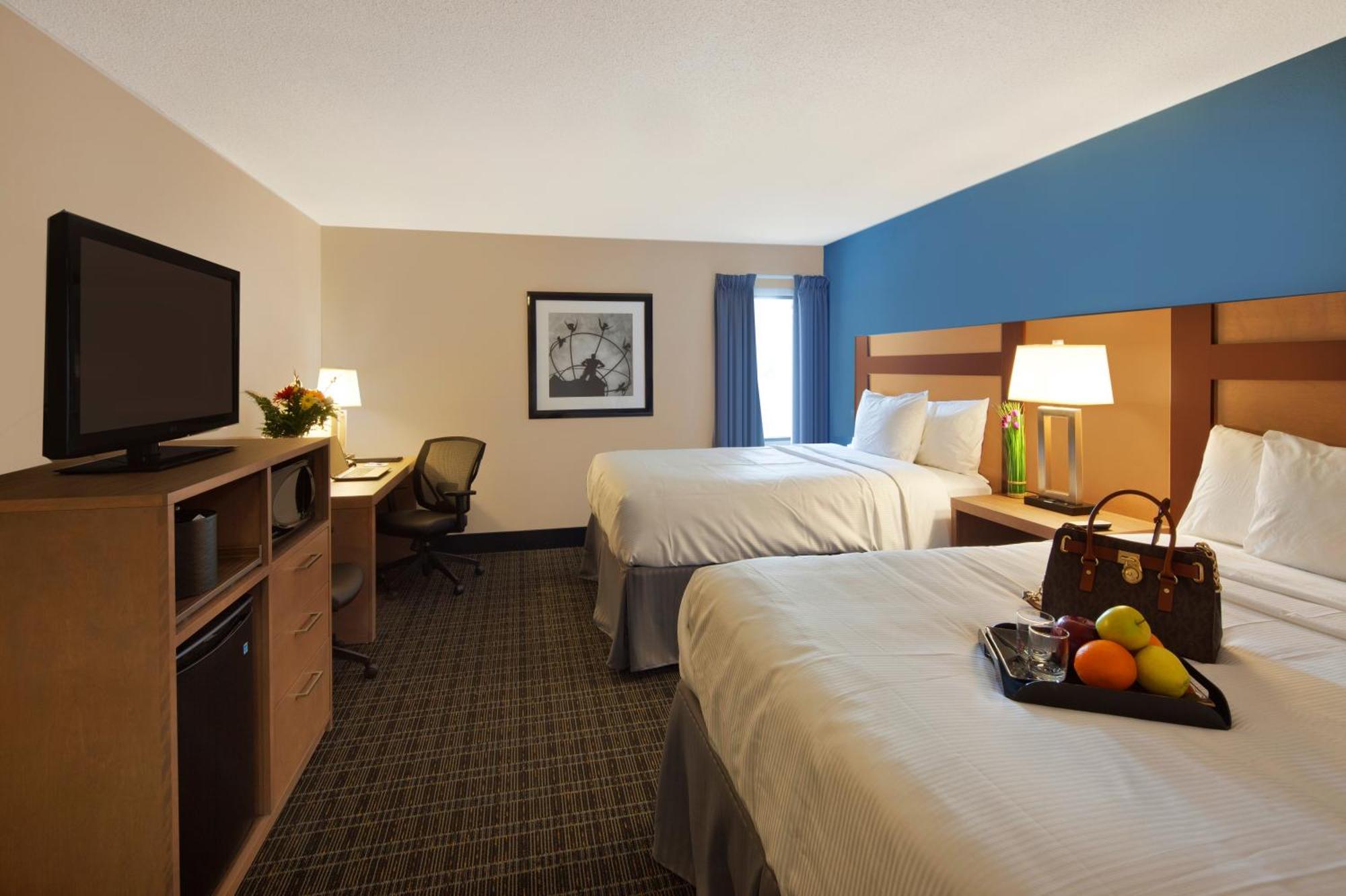 Canadas Best Value Inn Toronto Bagian luar foto
