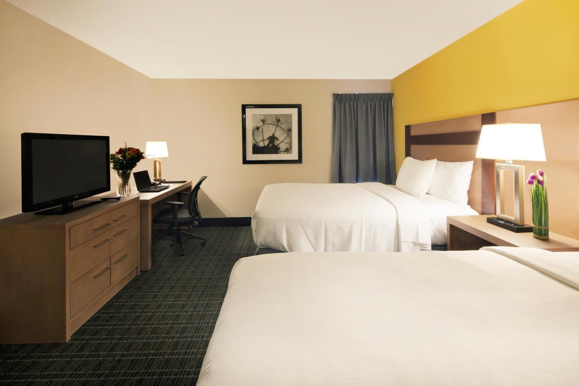 Canadas Best Value Inn Toronto Bagian luar foto